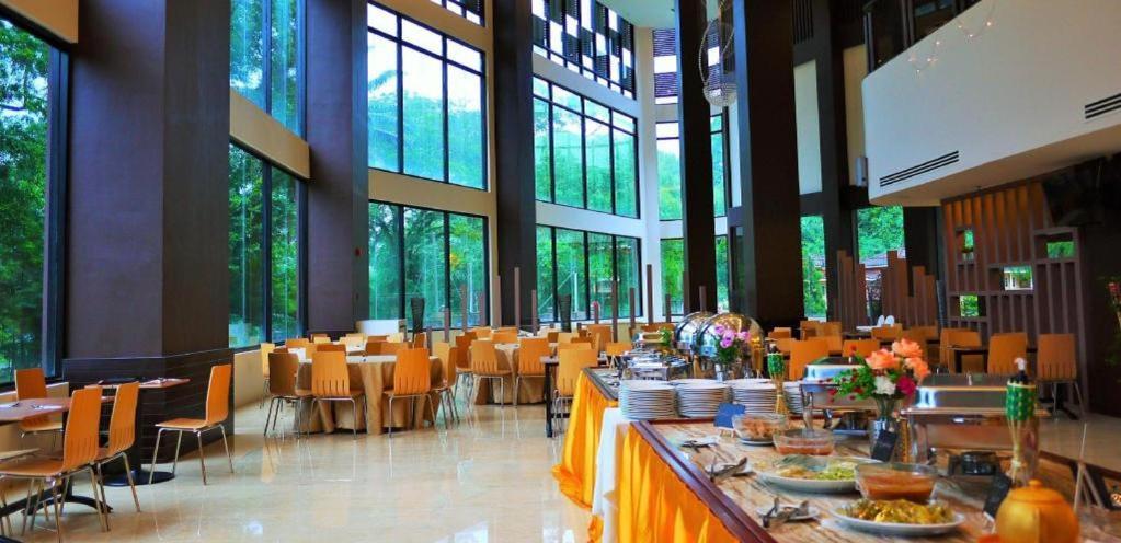 Hotel Grand Baron Taiping Exterior photo